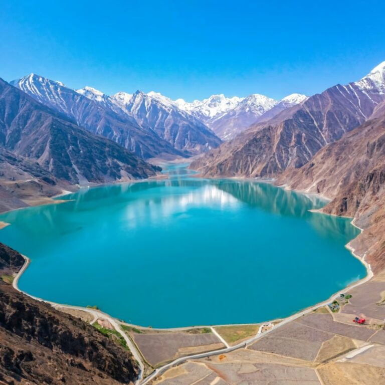 Activities in Nathula Pass,Just a short drive away from Nathula Pass lies the stunning Tsomgo Lake. Surrounded by snow-capped mountains, this glacial lake is a popular spot for picnics and boat rides. Don't miss the chance to witness the changing colors of the water throughout the day.